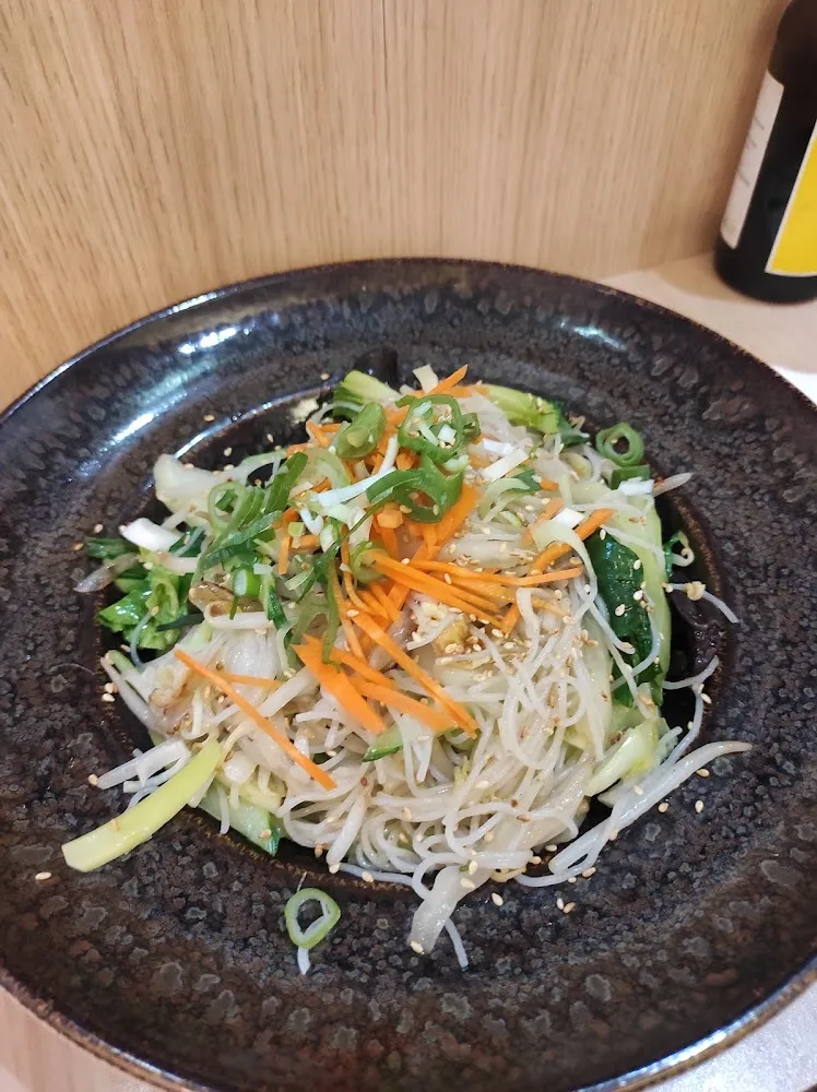 Pâtes de Riz Sautés Aux Légumes